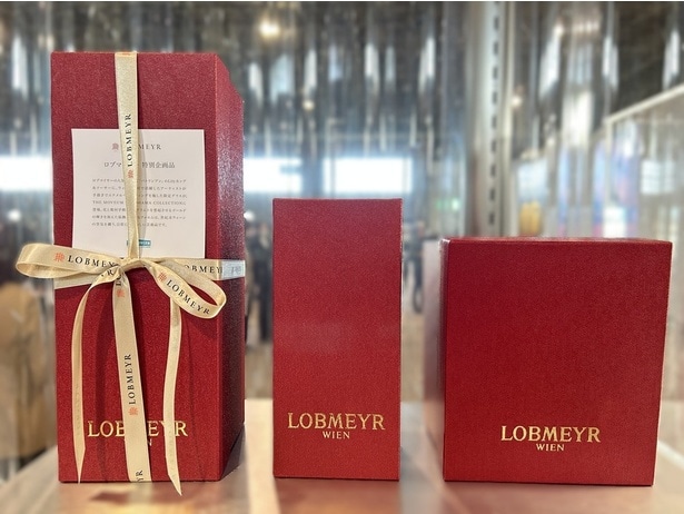 シャンデリアとグラスのメーカーとして知られるオーストリアの「ロブマイヤー」もTHE MOVEUM YOKOHAMAの特別限定企画品を販売!