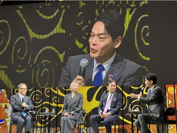 横浜市長の山中竹春さん