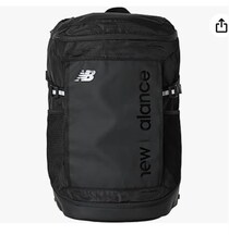 ガシガシ使える！35Lの大容量【ニューバランス】撥水バックパックがAmazonに