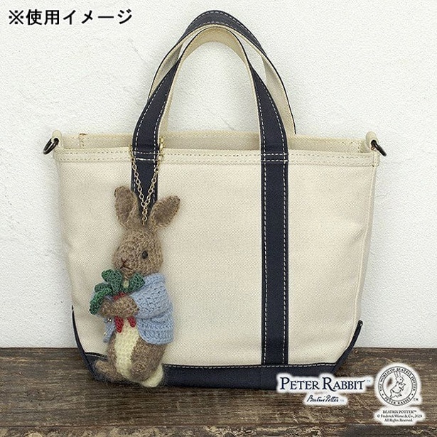 チャームの使用イメージ。バッグなどに装着して楽しもう！