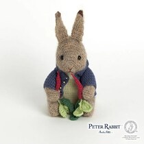 「ピーターラビット(TM)」の“編み物キット”でおうち時間を満喫！初心者から上級者まで挑戦OK