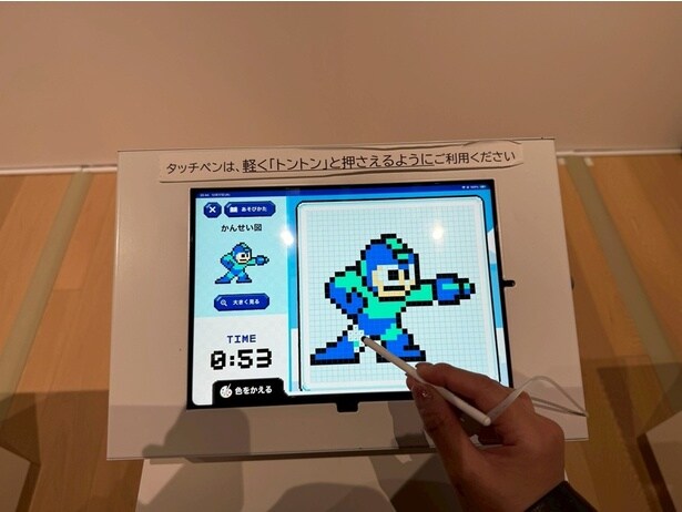  カプコンピクセルラボ。作ったピクセルアートはQRコードからダウンロードもできる