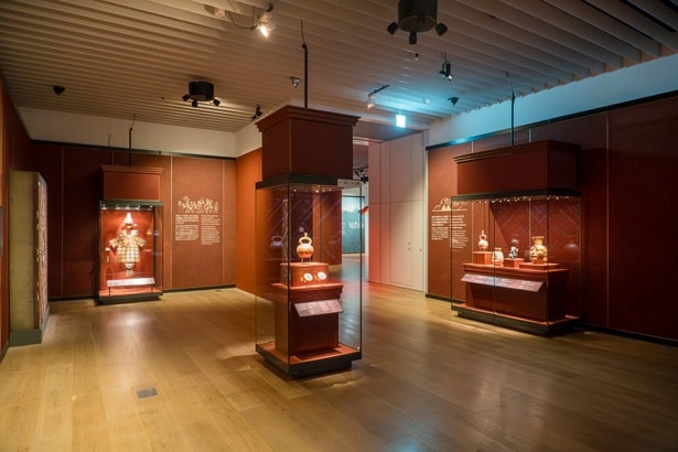 「犠牲の儀式」の展示風景　「CREVIAマチュピチュ展」会場