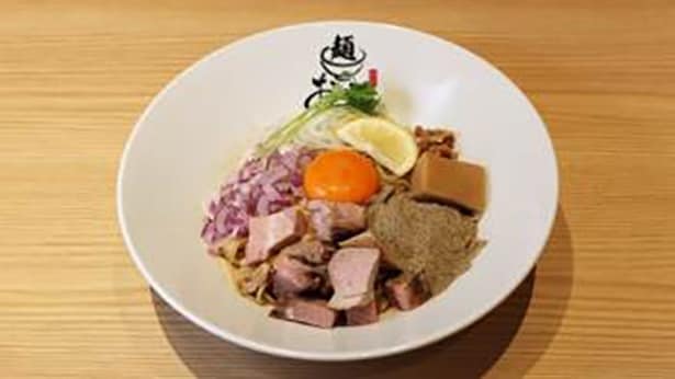 煮干し油そば(1400円)