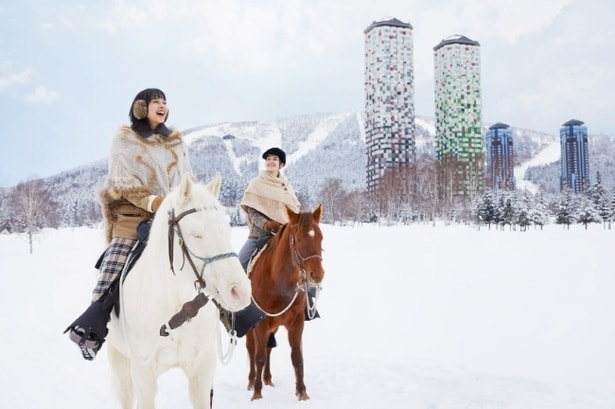 星野リゾート トマム「白銀の乗馬体験」