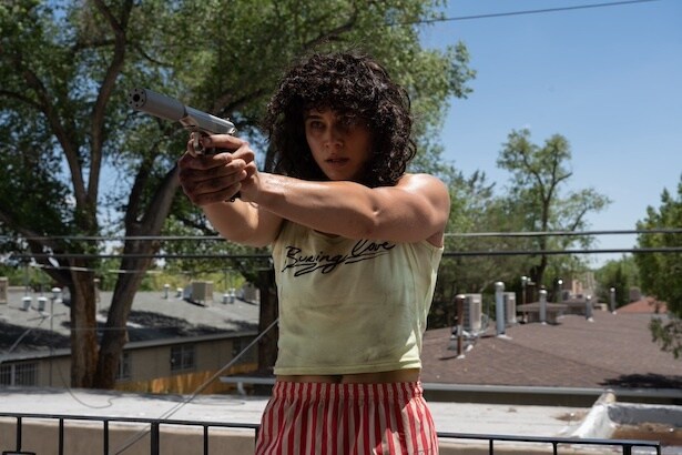 流浪のボディビルダー、ジャッキー(ケイティ・オブライアン)