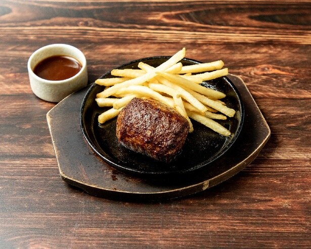 牛100%ハンバーグ(1428円)