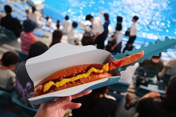 IN THE BLUE CAFEのノコギリエイドッグ(800円)