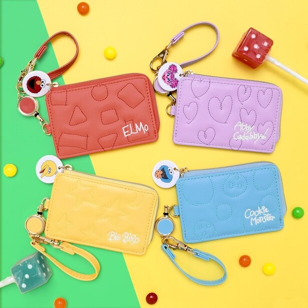 「パスケース」(2530円)