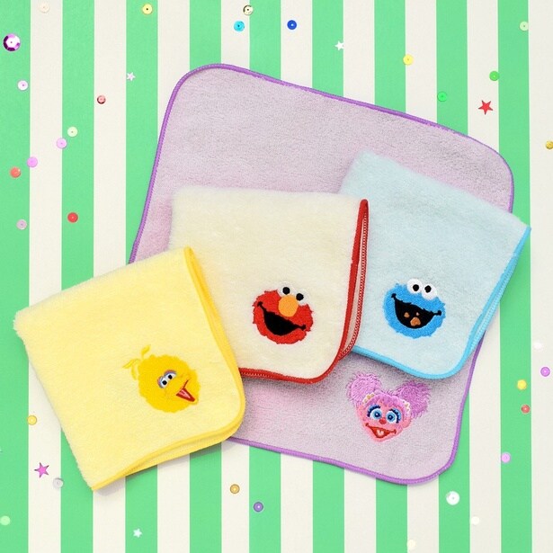 「ハンドタオル」(880円)