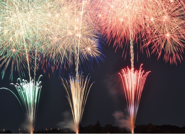 第18回志木市民花火大会(志木市秋ヶ瀬総合運動場)