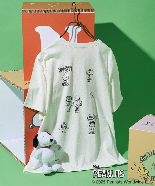 「PEANUTS ヴィンテージ アート プリントTシャツ(オフホワイト)」(5995円)
