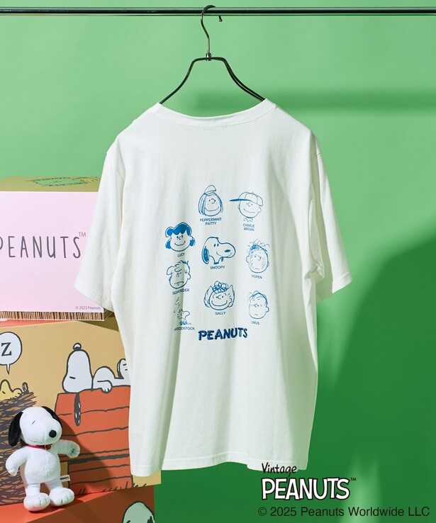 「PEANUTS フレンズ ロゴ刺しゅうプリントTシャツ(オフホワイト)」(5995円)