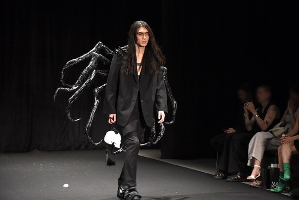 今回のコレクションに登場したブランド「SALIM」