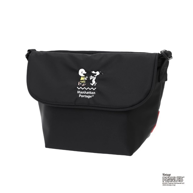 「メッセンジャーバッグ」(1万6500円)