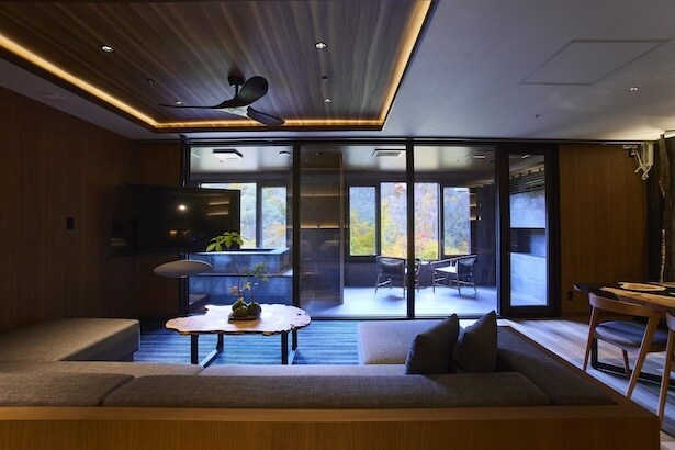 渓流スイートルーム