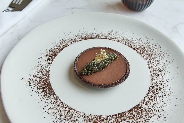 タルト ショコラ キャビア_トリミング