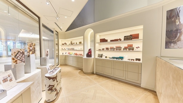 ブティックもゆったりとしたスペースを確保