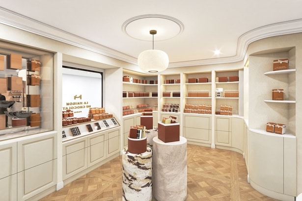 西武池袋本店 本館3階にあり、ショッピングの途中に気軽に立ち寄りやすい