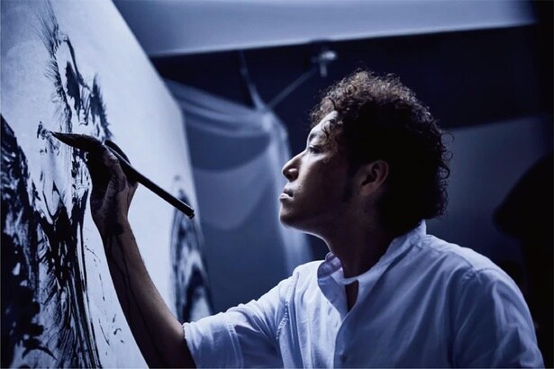 日本を代表する墨絵師、西元祐貴さん