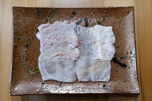 「焼きふぐ」は身皮、とうとうみ、はらみの3種類