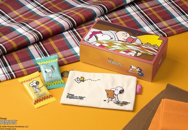 「スヌーピー シュガーバターの木 ポーチセット」(2860円)