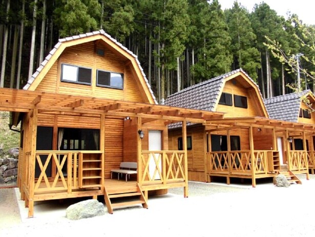 定員6人のミニコテージDX