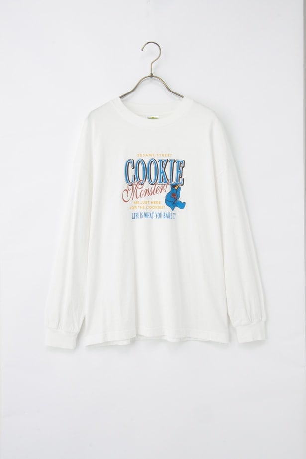 「セサミストリート長袖Tシャツ(ホワイト)」(2280円)
