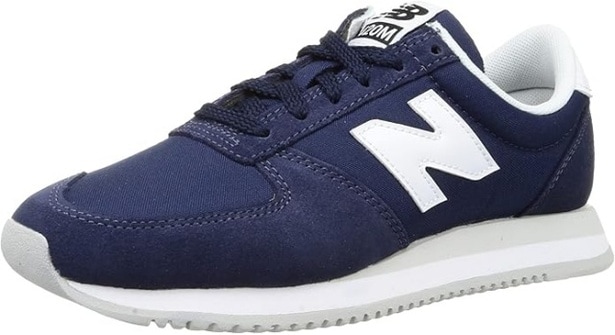 【ニューバランス】の定番スニーカーで足元からおしゃれに、今ならAmazonで購入可能！