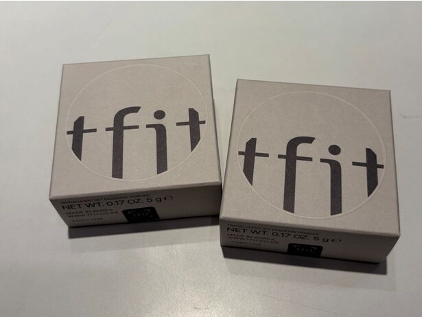 アミノ酸コーティングされた超微粒子パウダーが特徴