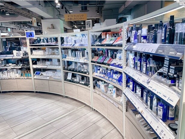 ずらりと並ぶ男性向けアイテム