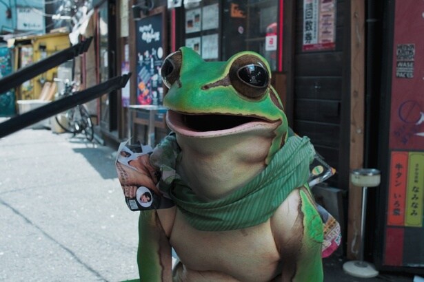 かえるくん(声)：のんさん