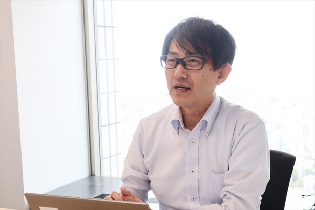 「100年後はクリスマスに紅葉している可能性もありますね」と高森さん