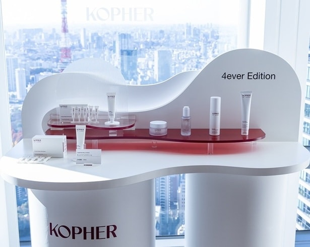 KOPHERを代表する4everシリーズ。医療現場の知見に基づいたスキンケアシリーズ