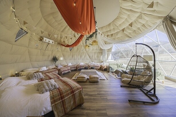 大人数で同じ部屋に寝られるので修学旅行気分が味わえそう