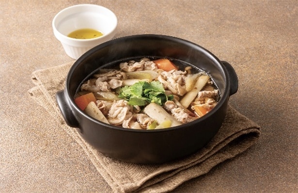 【写真】山形豚とごぼうの旨出汁鍋