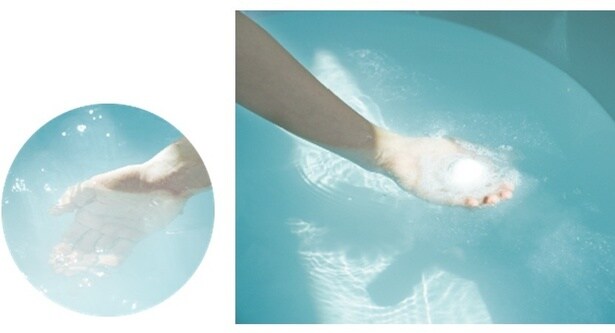 肌あたりの優しさに配慮した処方で、子どもと一緒に使いやすい入浴料