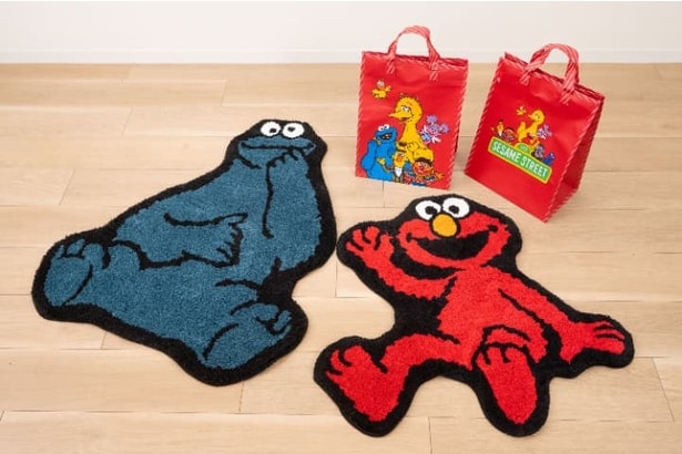 展覧会限定の 「ラグ」(エルモ/クッキーモンスター)と「ルー・ガービッジ 同柄3点セット」