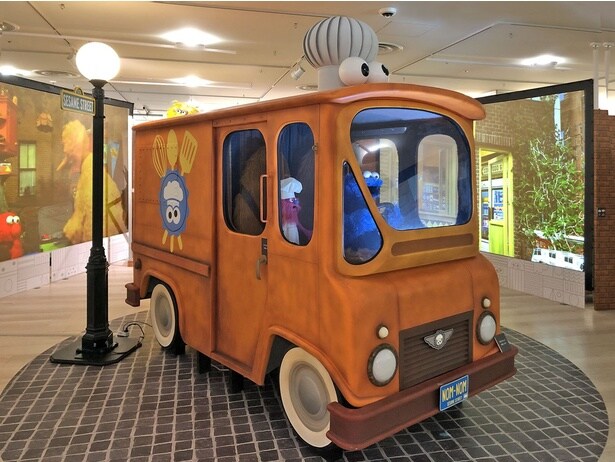 大人気!クッキーモンスターのキッチンカー