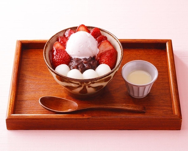 「田ノ実」のいちご雪見あんみつ