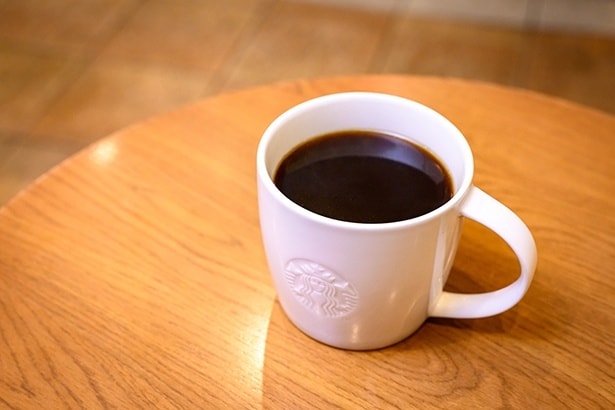 どの種類の豆を選んでも、淹れたてのコーヒーが短時間で楽しめるブリュード コーヒー