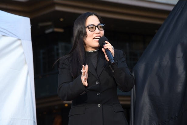 「私を振ってくれた男性たちに映画で復讐します」と語るゆりやんレトリィバァ監督