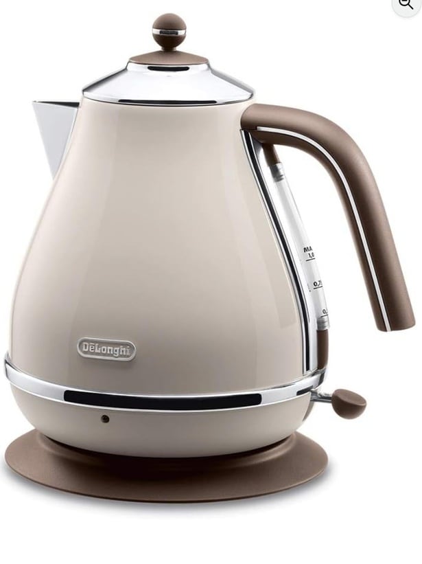 レトロな美しさと使いやすさをひとつに。キッチンを彩るヴィンテージケトル【デロンギ】の電気ケトルがAmazonに登場中‼