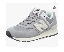 足に優しく馴染み、街にキラリと映える。進化したクラシック【ニューバランス】のスニーカーがAmazonに登場中‼