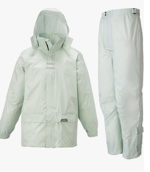 リュックごと守る、防水性と快適さを備えたレインスーツ【リプナー】のレインスーツがAmazonに登場中‼