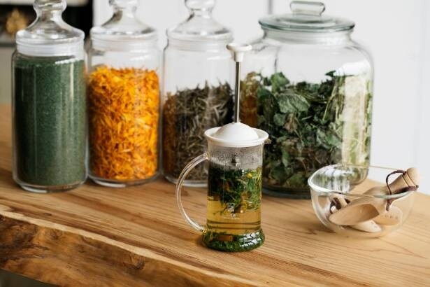 ゆったりとした時間のなかで香りを感じ、からだをゆるめて静けさに身を委ねる