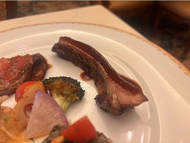 初登場の「ポークベイビーバックリブ(バーベキュー)」