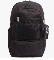 ぽんぽん入れてもまだ余裕。軽くてタフな頼れるやつ【ニューバランス】のリュックがAmazonに登場中‼