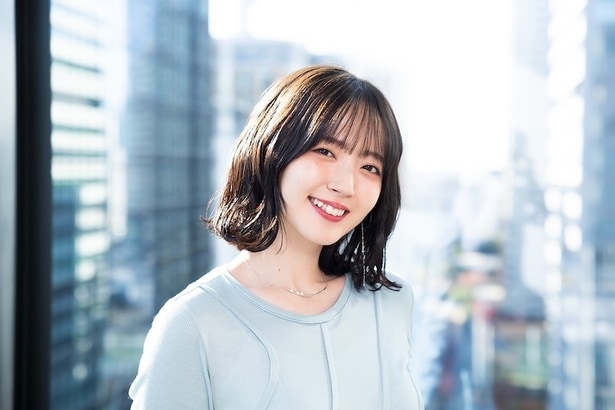 映画『ただいまって言える場所』で単独初主演を務めた鈴木愛理さんにインタビュー