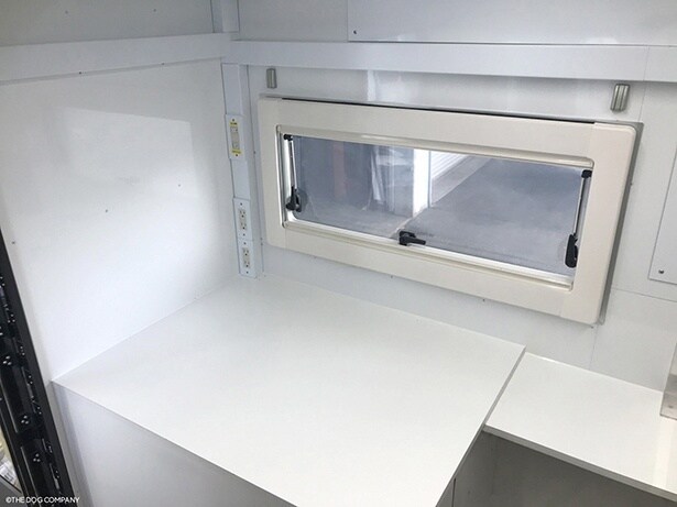 ゆとりある作業スペース